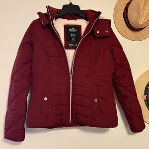 Hollister Women's Burgundy Puffer Jacket